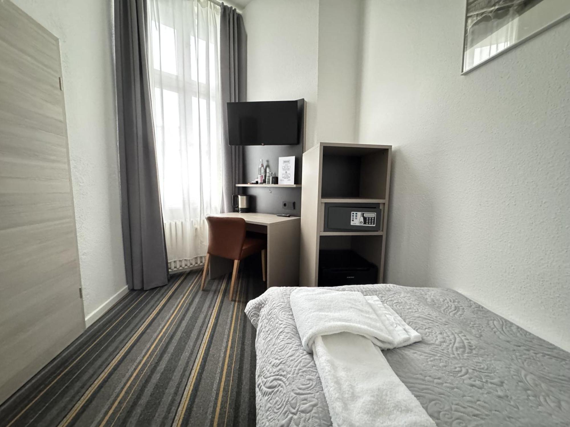 Hotel Bregenz Berlin Exterior foto